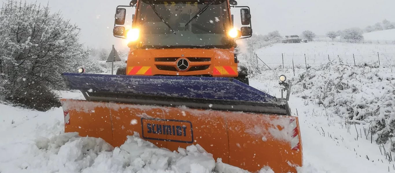 Χιονοθύελλα και κατολισθήσεις στην Στενή Ευβοίας (βίντεο)